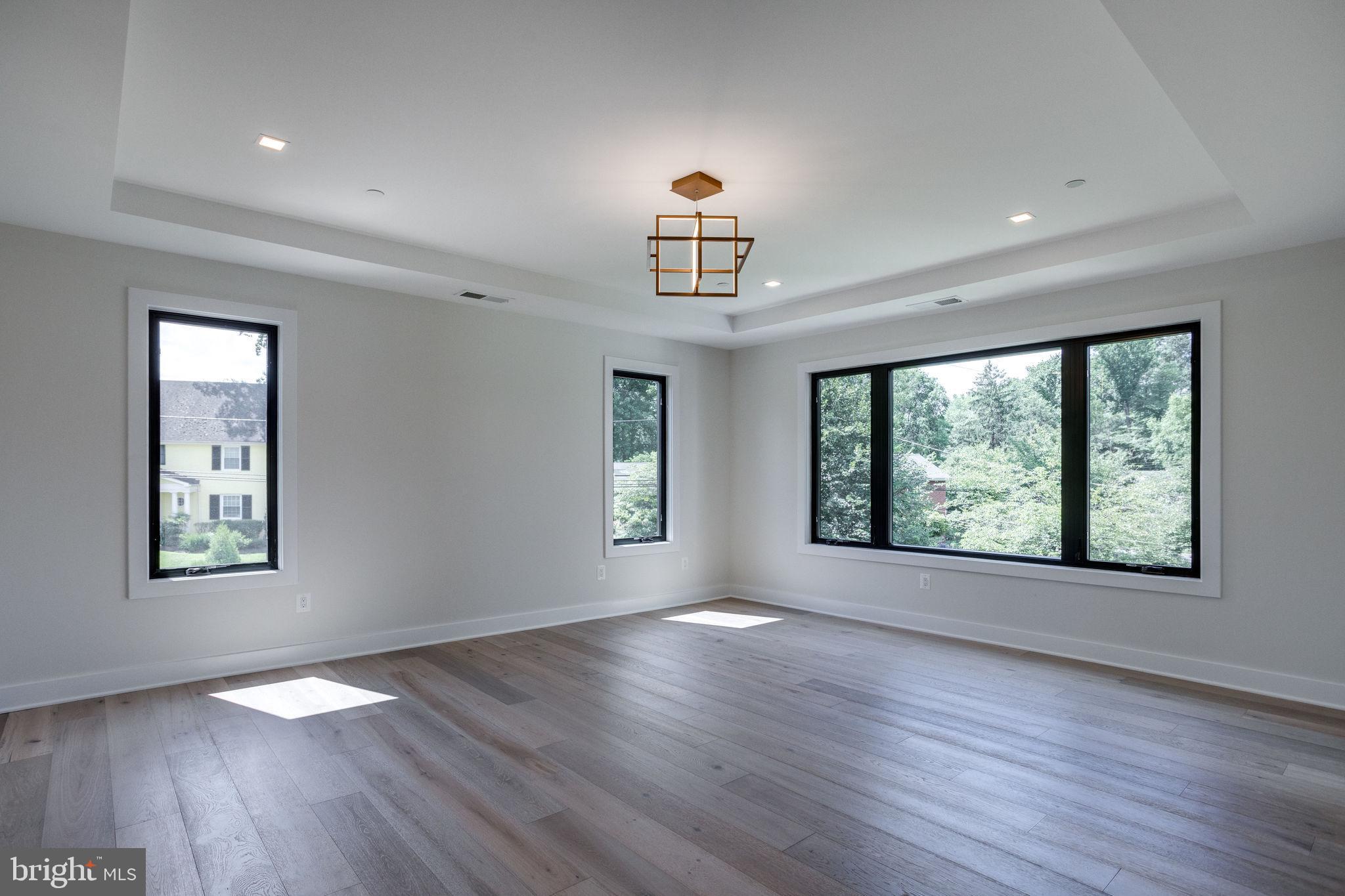 CHEVY CHASE MANOR - Residential