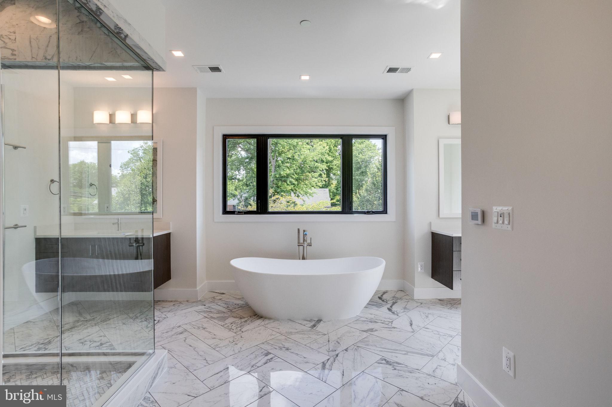 CHEVY CHASE MANOR - Residential