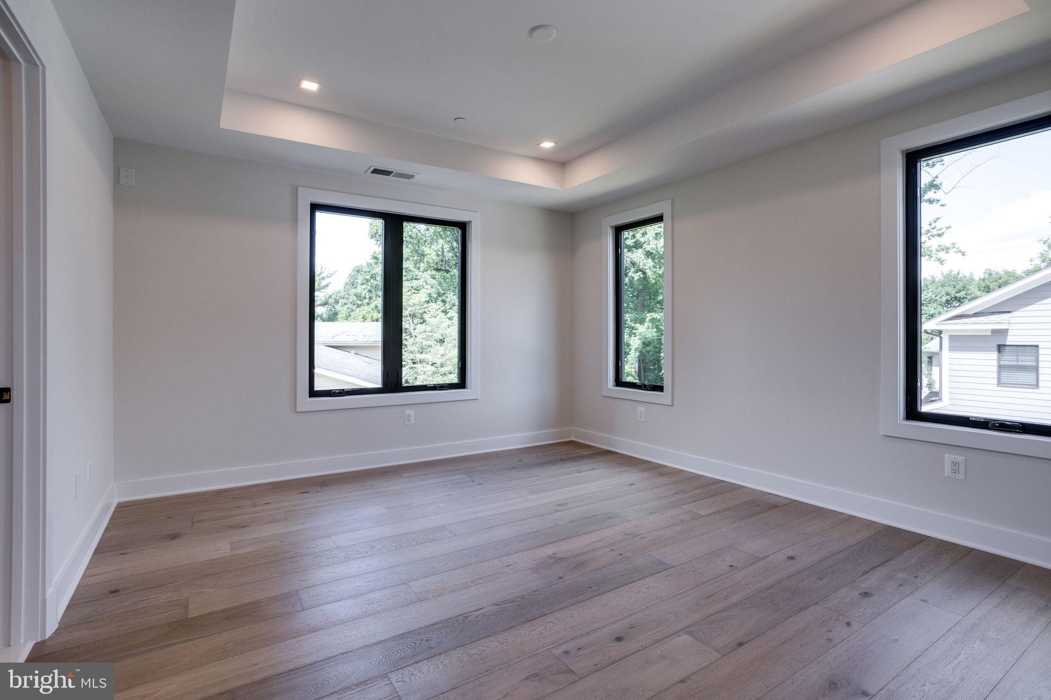 CHEVY CHASE MANOR - Residential