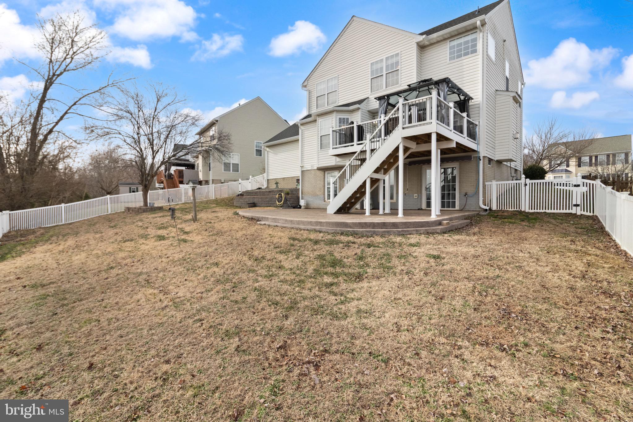 SALEM FIELDS - Residential