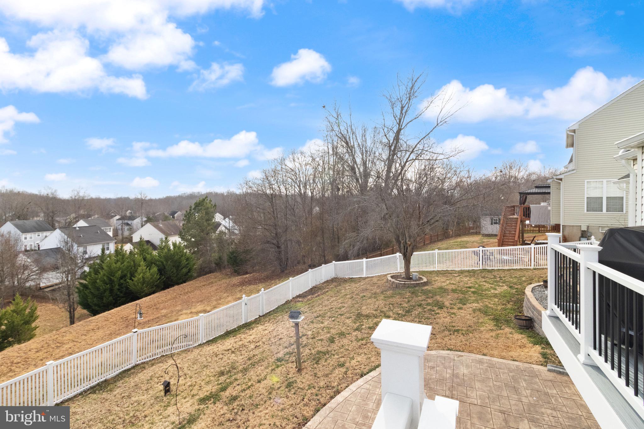 SALEM FIELDS - Residential