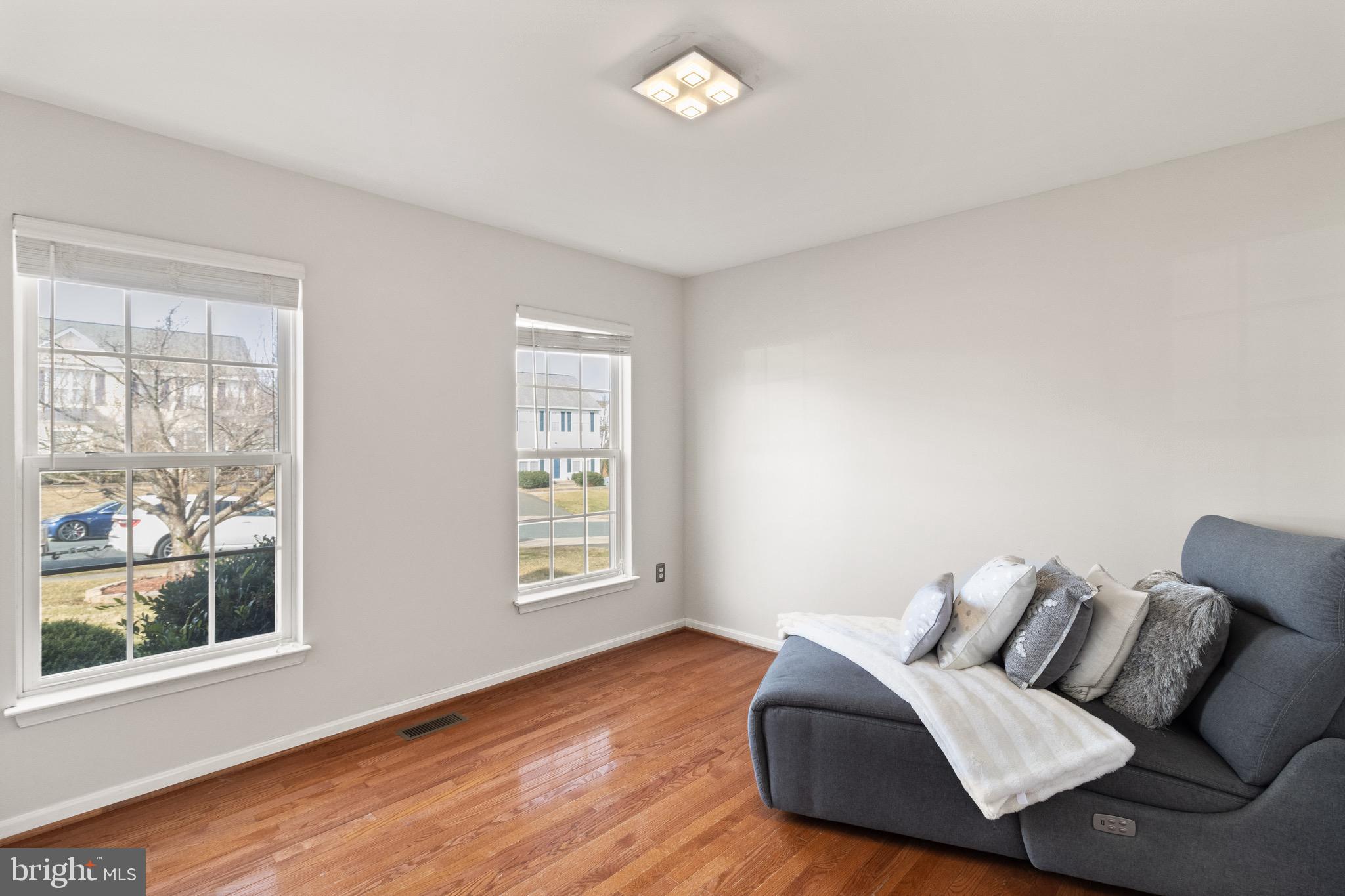 SALEM FIELDS - Residential