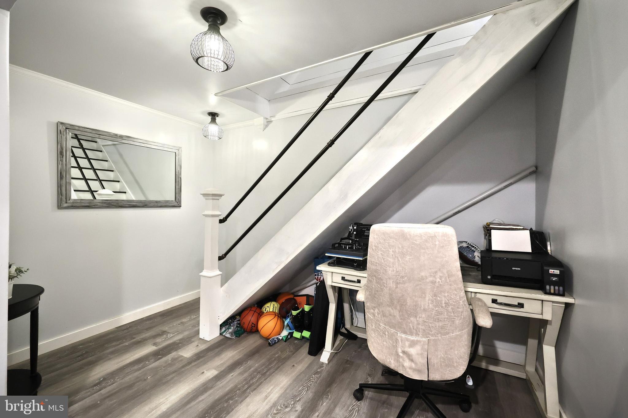 CHAPEL HILL - Residential