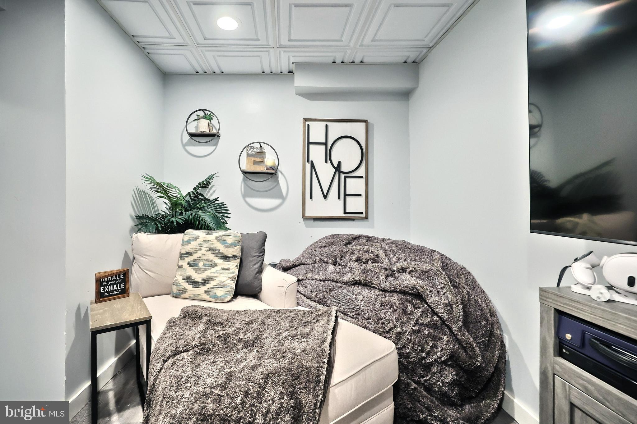 CHAPEL HILL - Residential