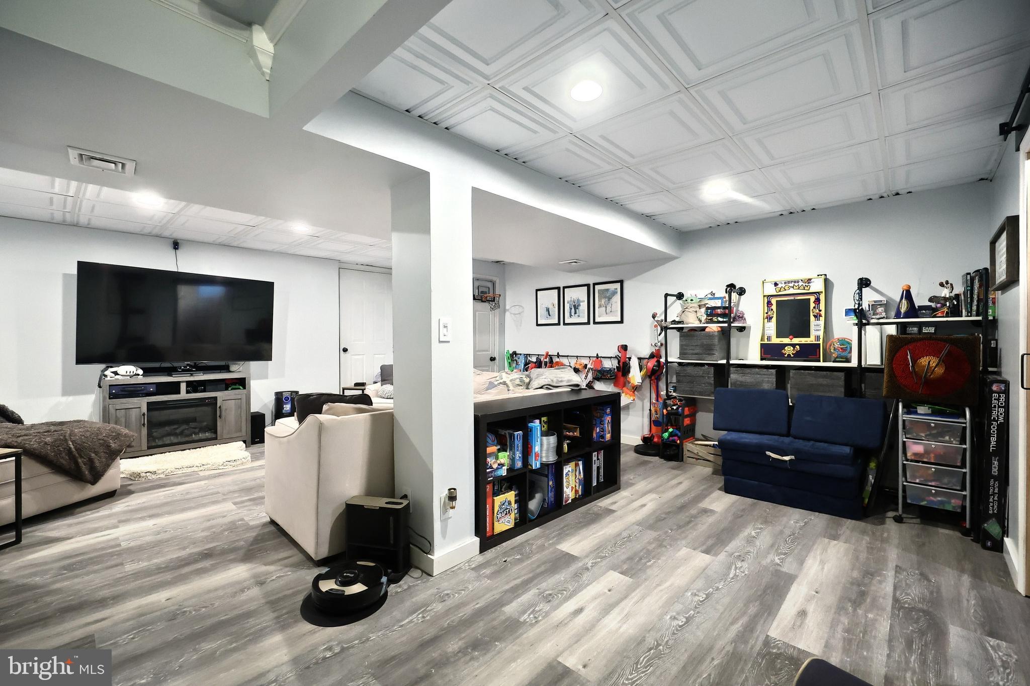 CHAPEL HILL - Residential