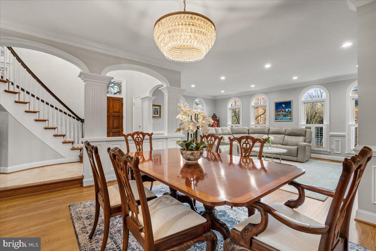 HAMPTONS OF MCLEAN - Residential