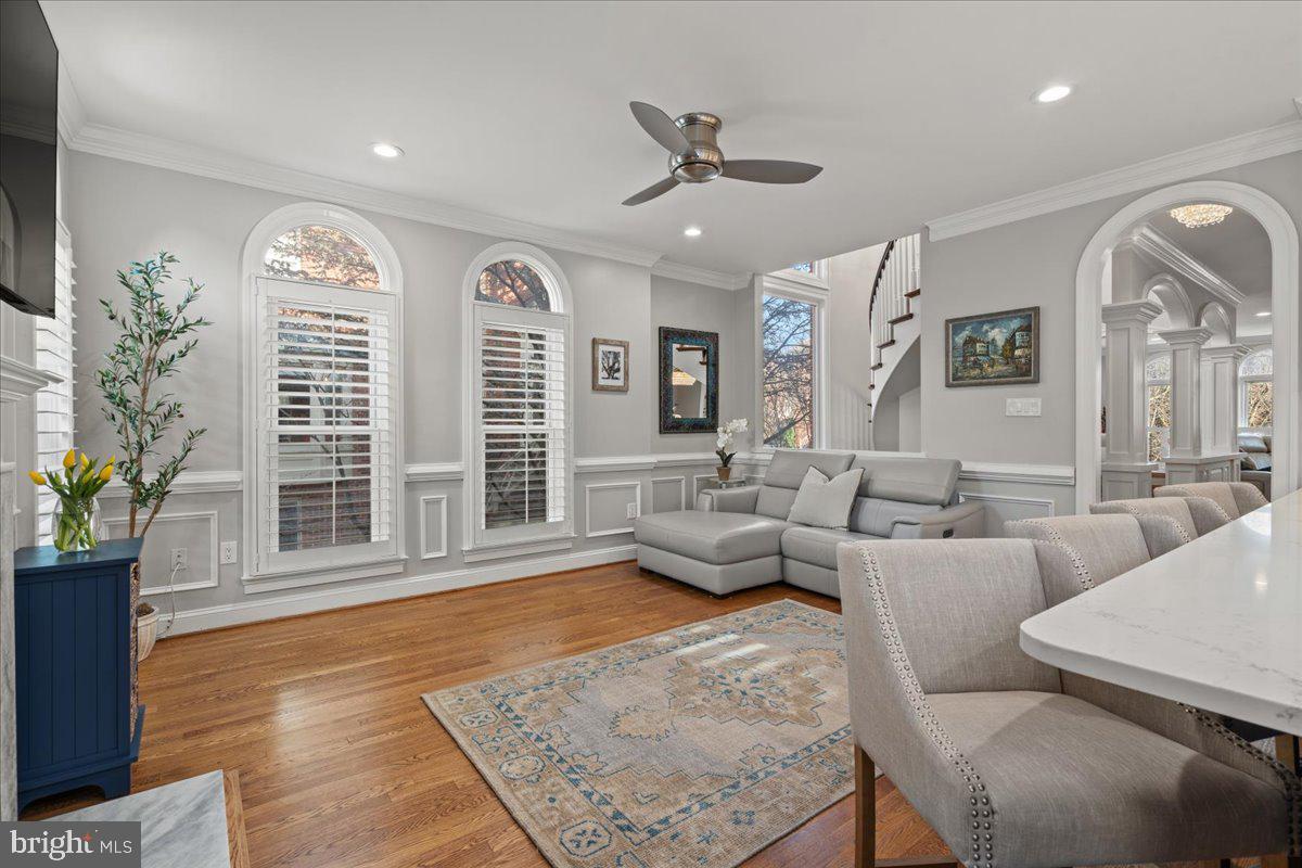 HAMPTONS OF MCLEAN - Residential