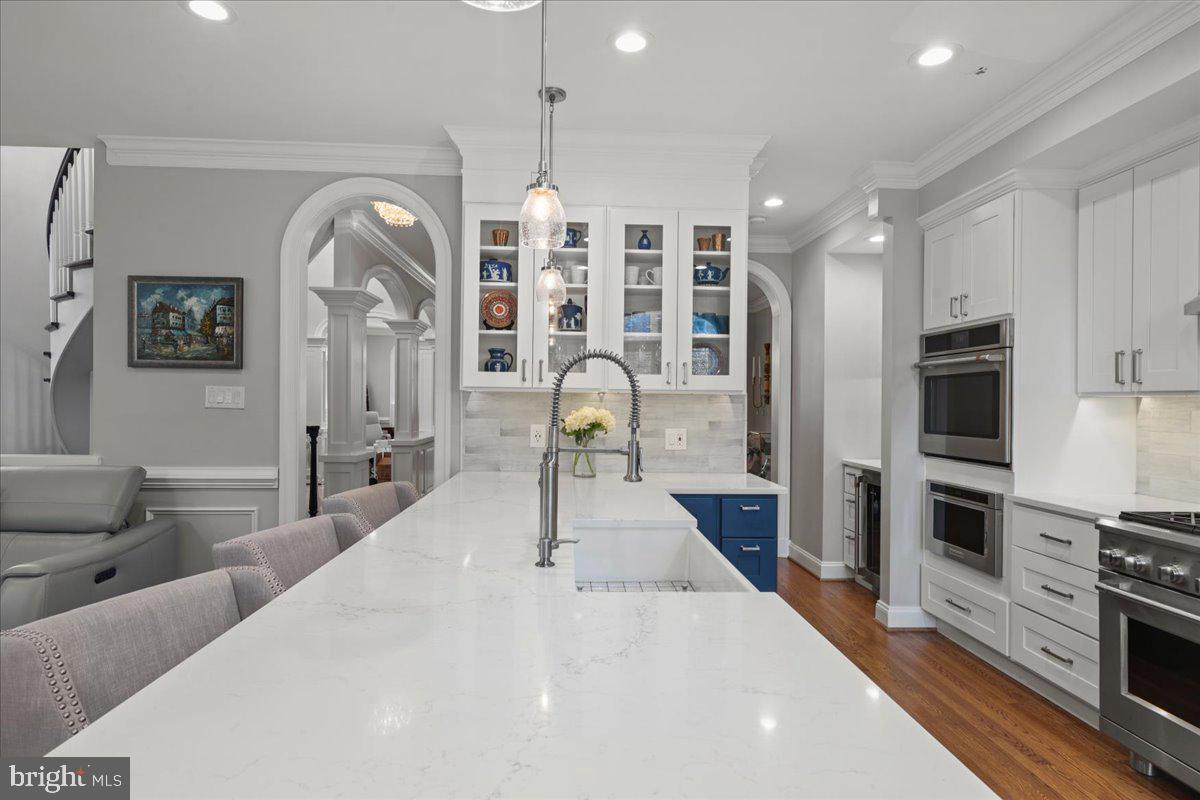 HAMPTONS OF MCLEAN - Residential