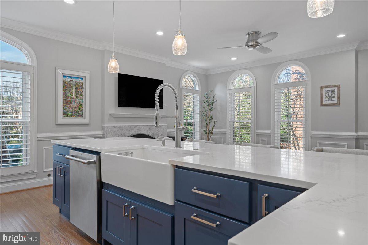 HAMPTONS OF MCLEAN - Residential