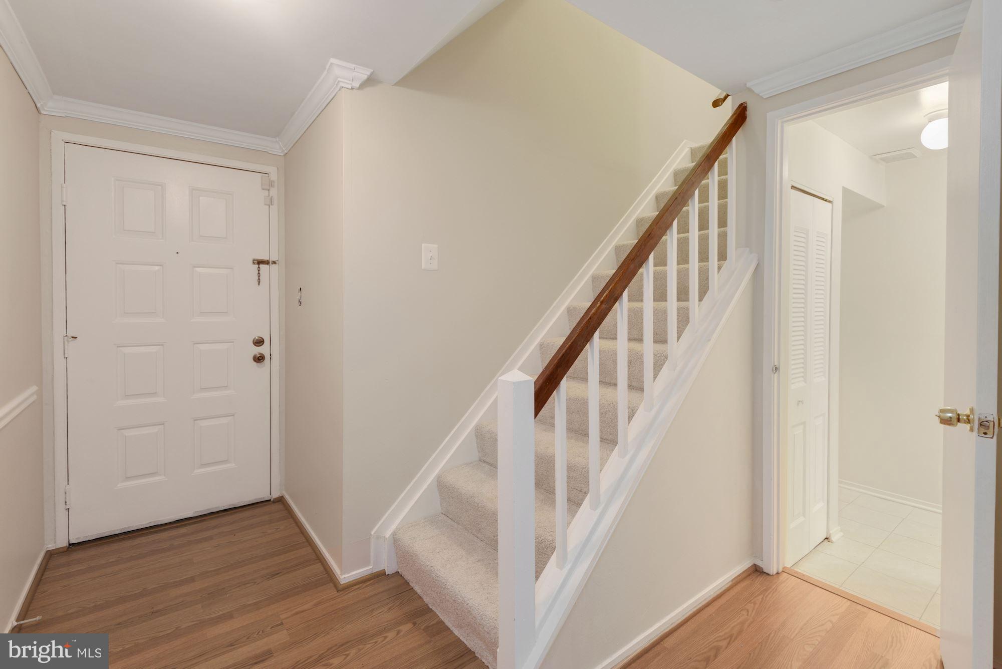 FARMINGDALE - Residential Lease