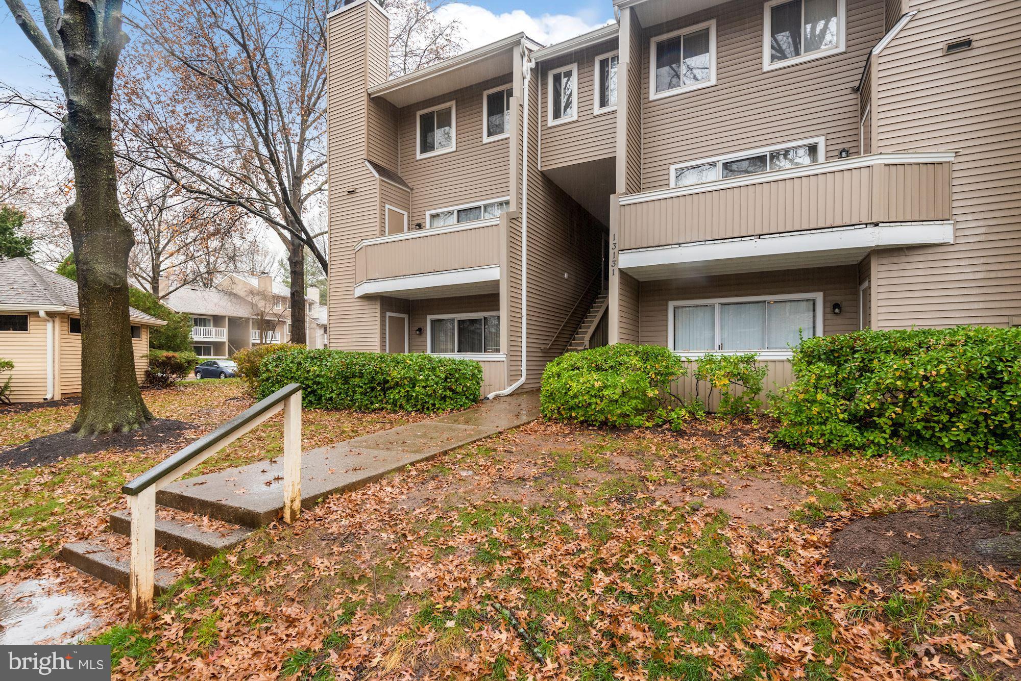 FARMINGDALE - Residential Lease