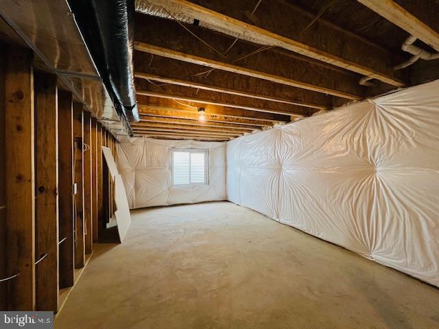 WEST WIND - Residential Lease