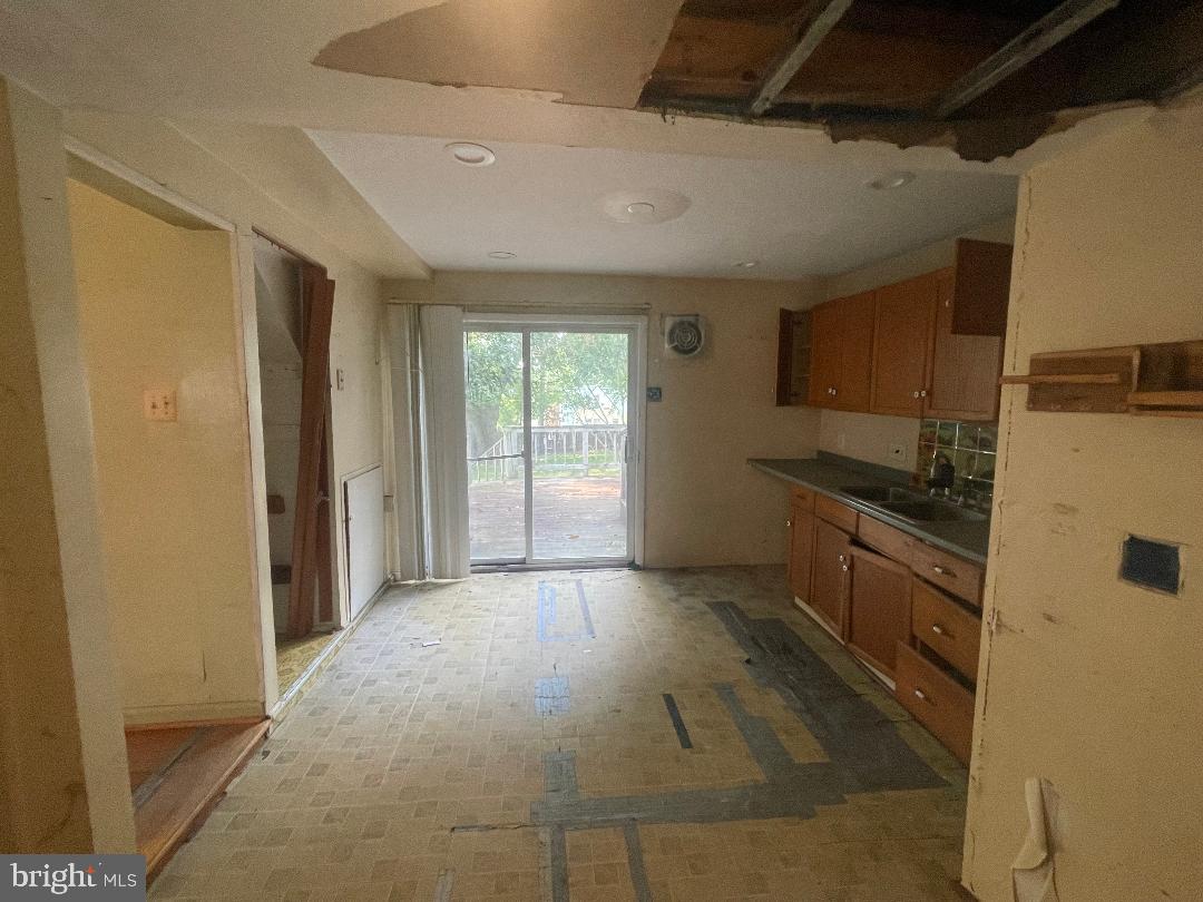 15121 BARNESVILLE