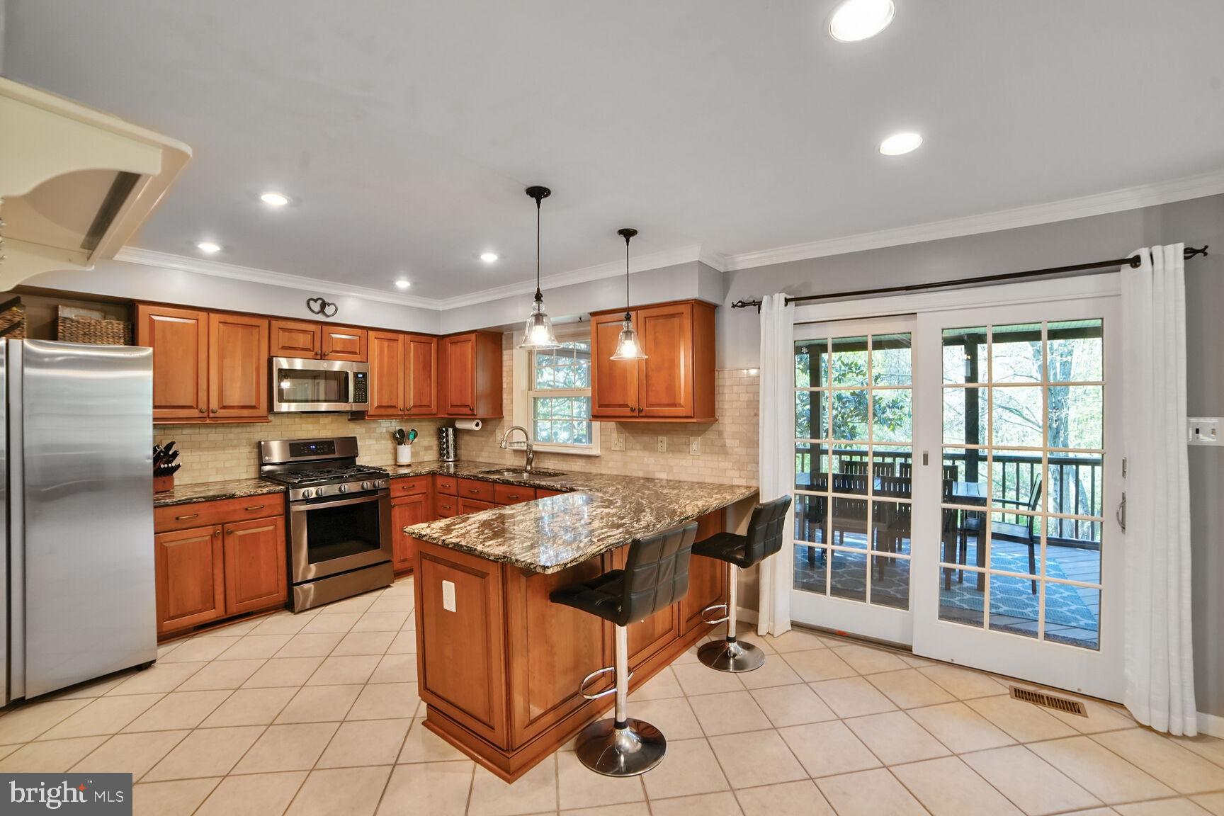 10740 COTTONWOOD WAY