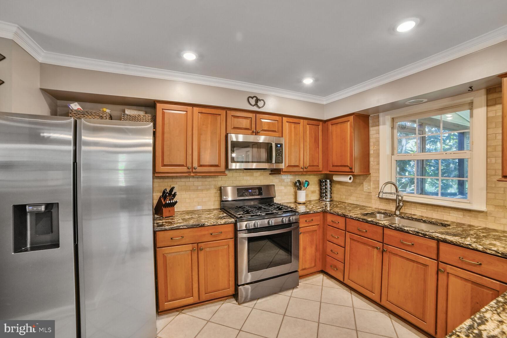 10740 COTTONWOOD WAY