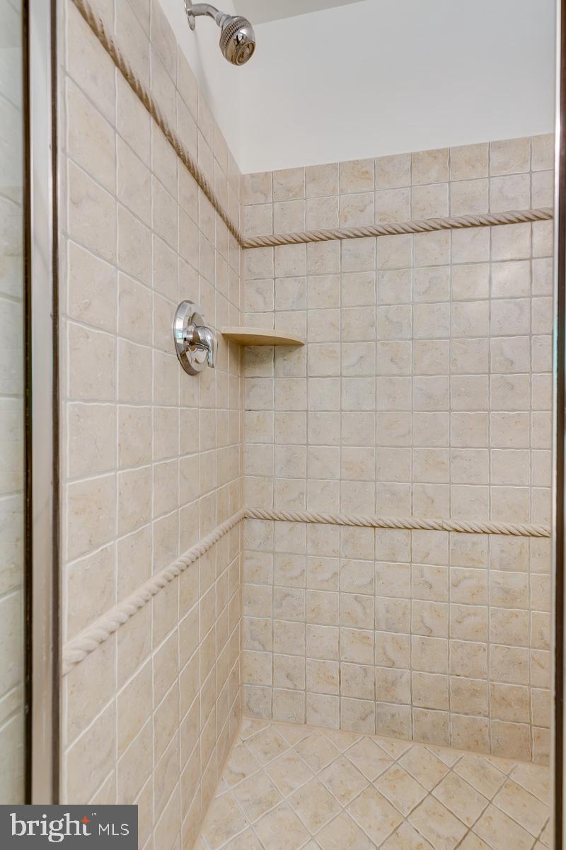 LORTON VALLEY NORTH - Residential