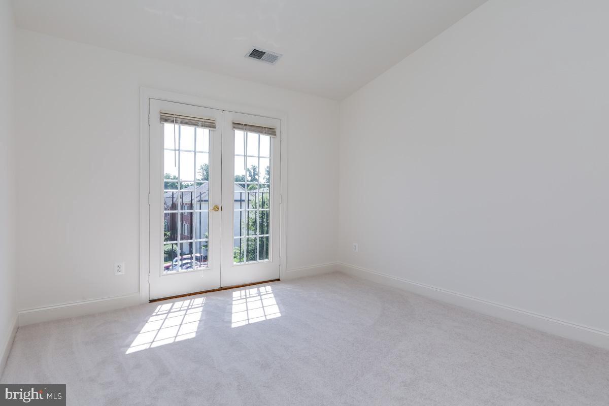 LORTON VALLEY NORTH - Residential