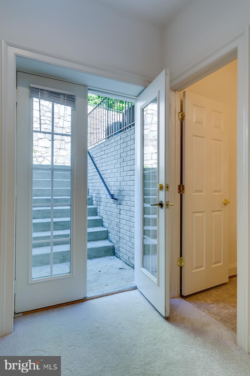 LORTON VALLEY NORTH - Residential