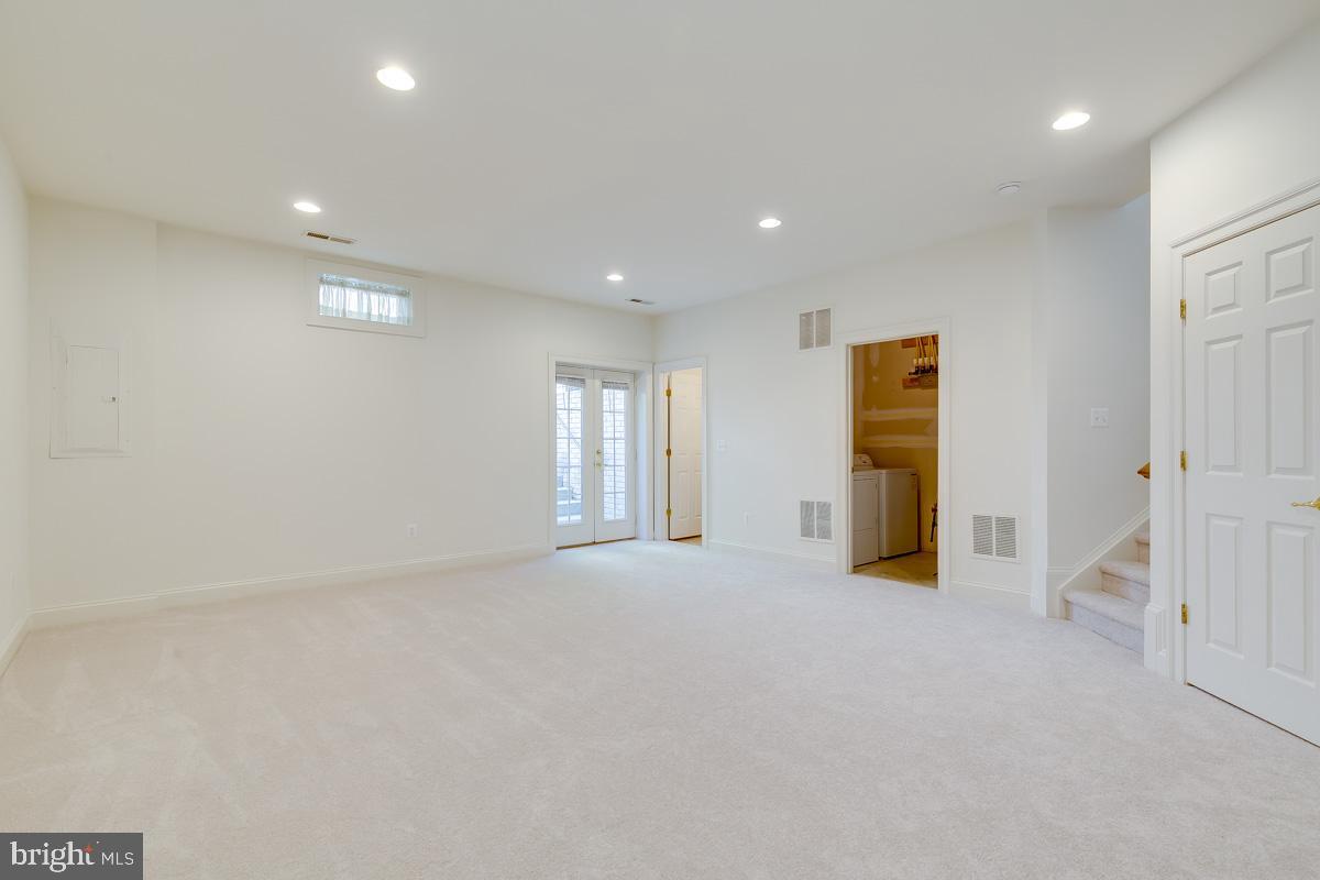 LORTON VALLEY NORTH - Residential