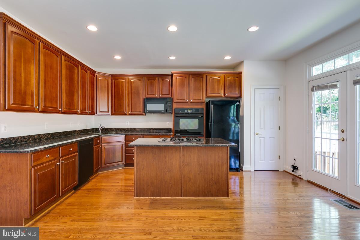 LORTON VALLEY NORTH - Residential