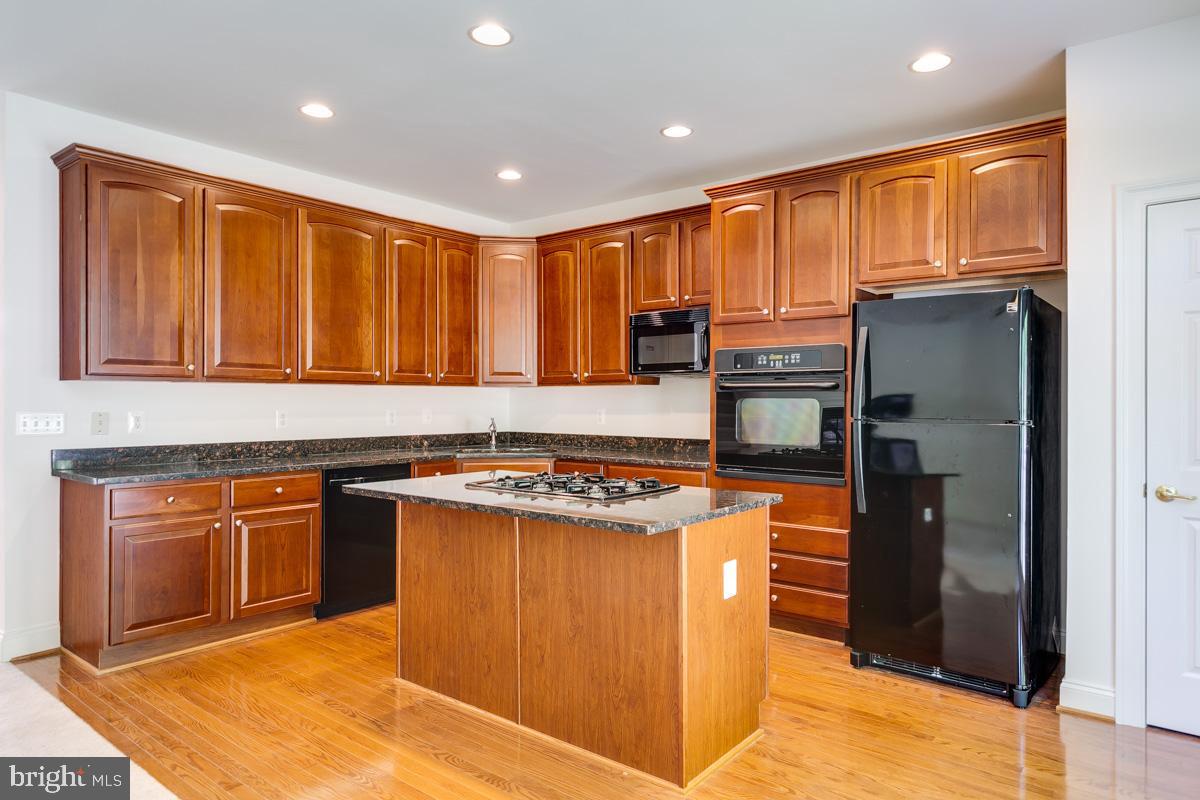 LORTON VALLEY NORTH - Residential