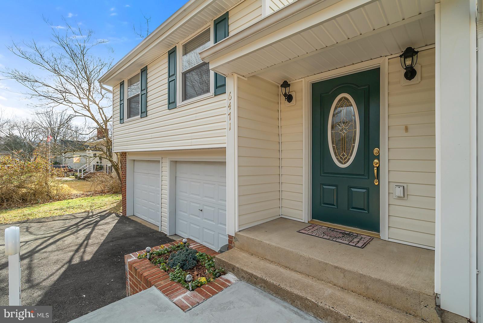 WARR LAKES - Residential