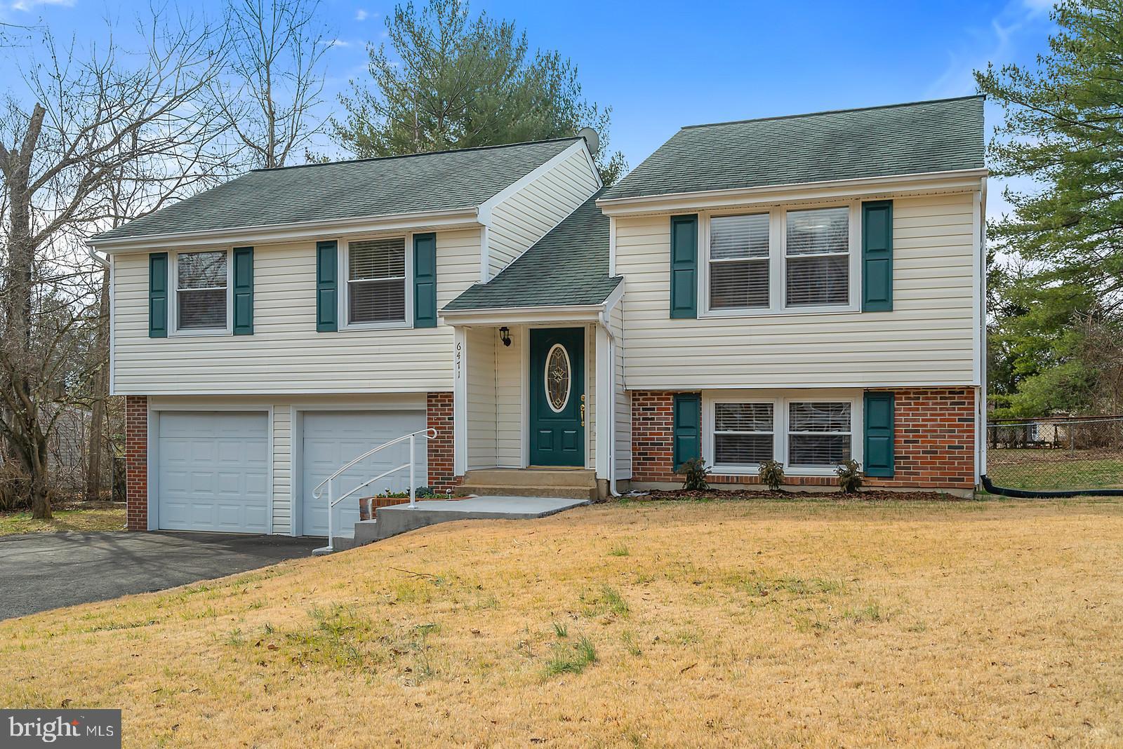 WARR LAKES - Residential