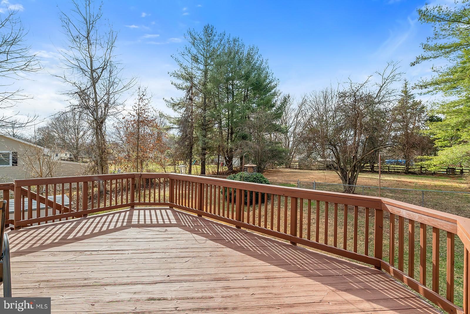 WARR LAKES - Residential