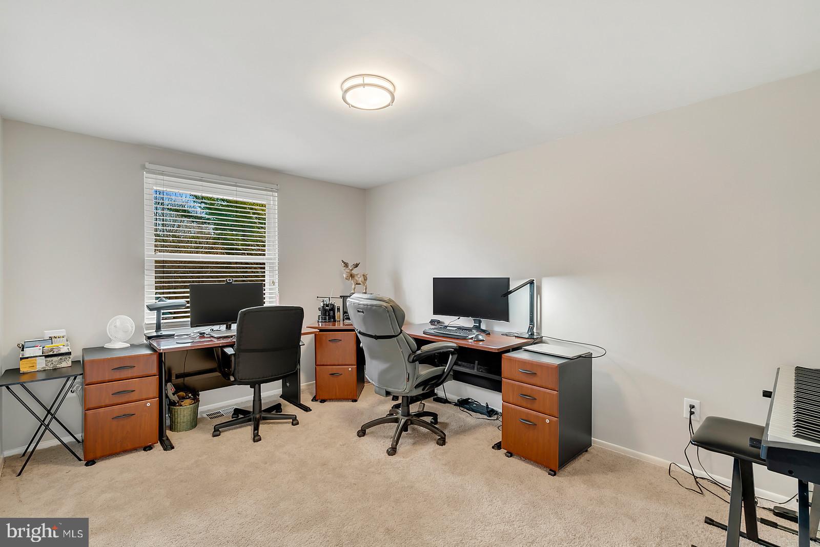 WARR LAKES - Residential