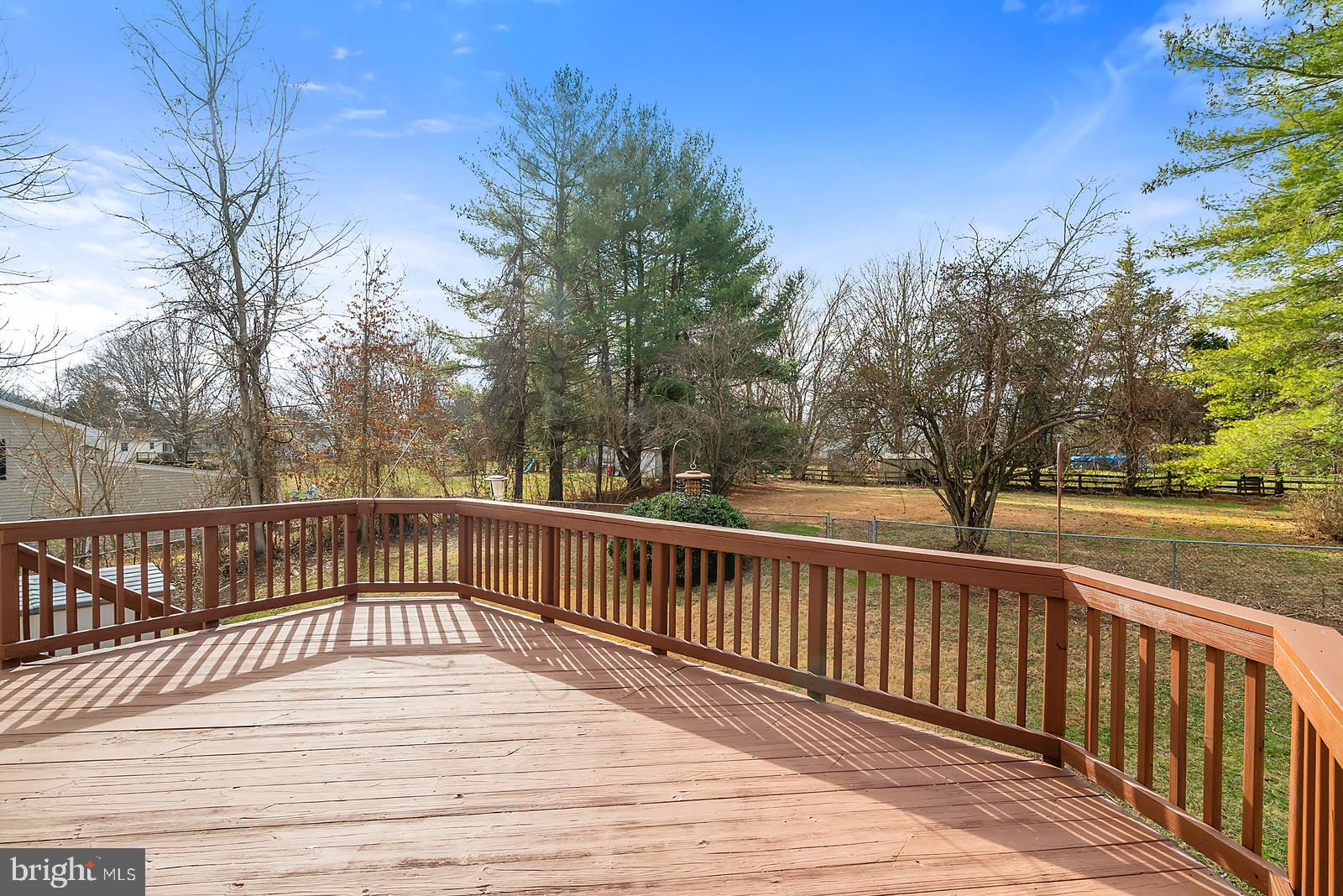 WARR LAKES - Residential