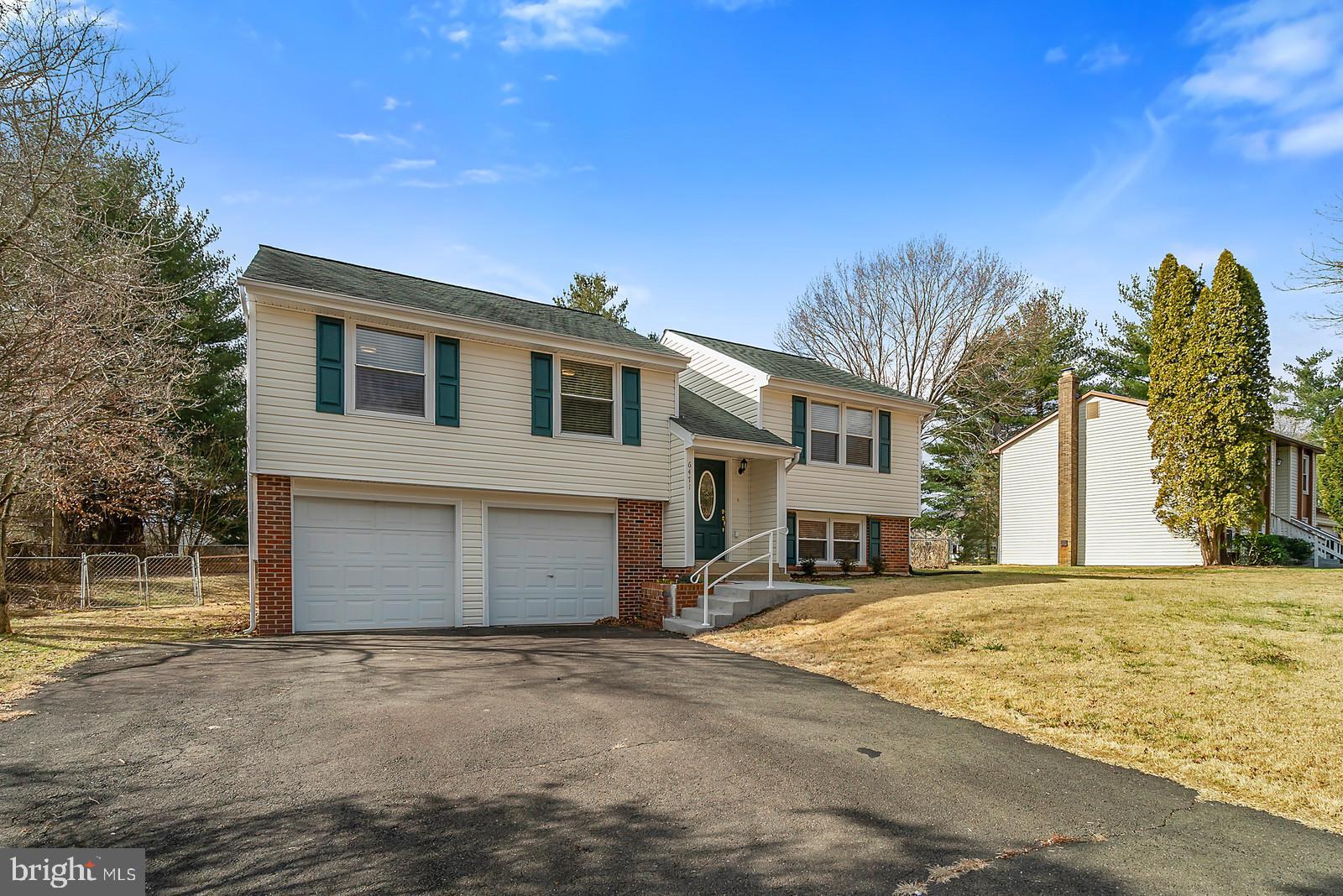 WARR LAKES - Residential