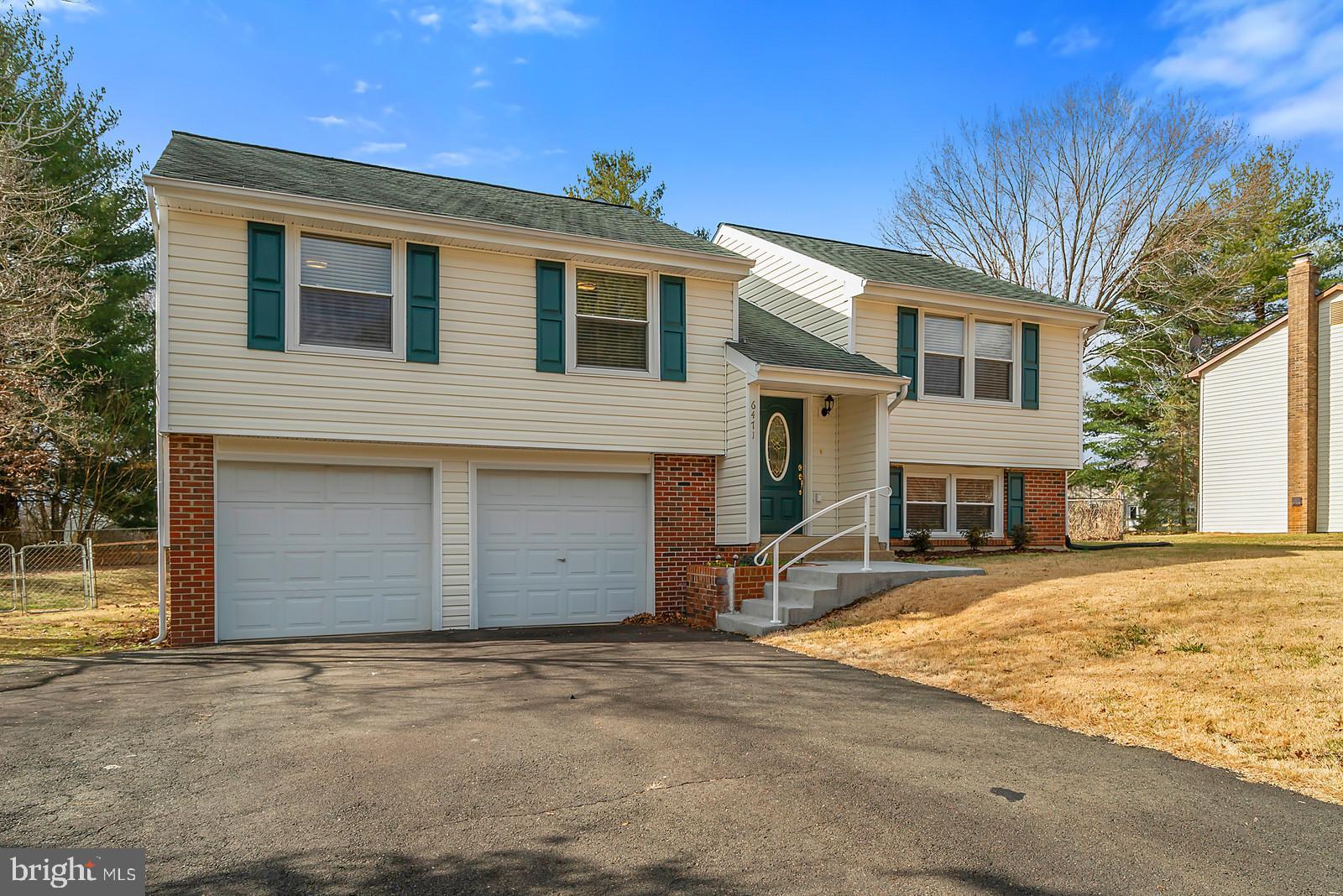 WARR LAKES - Residential