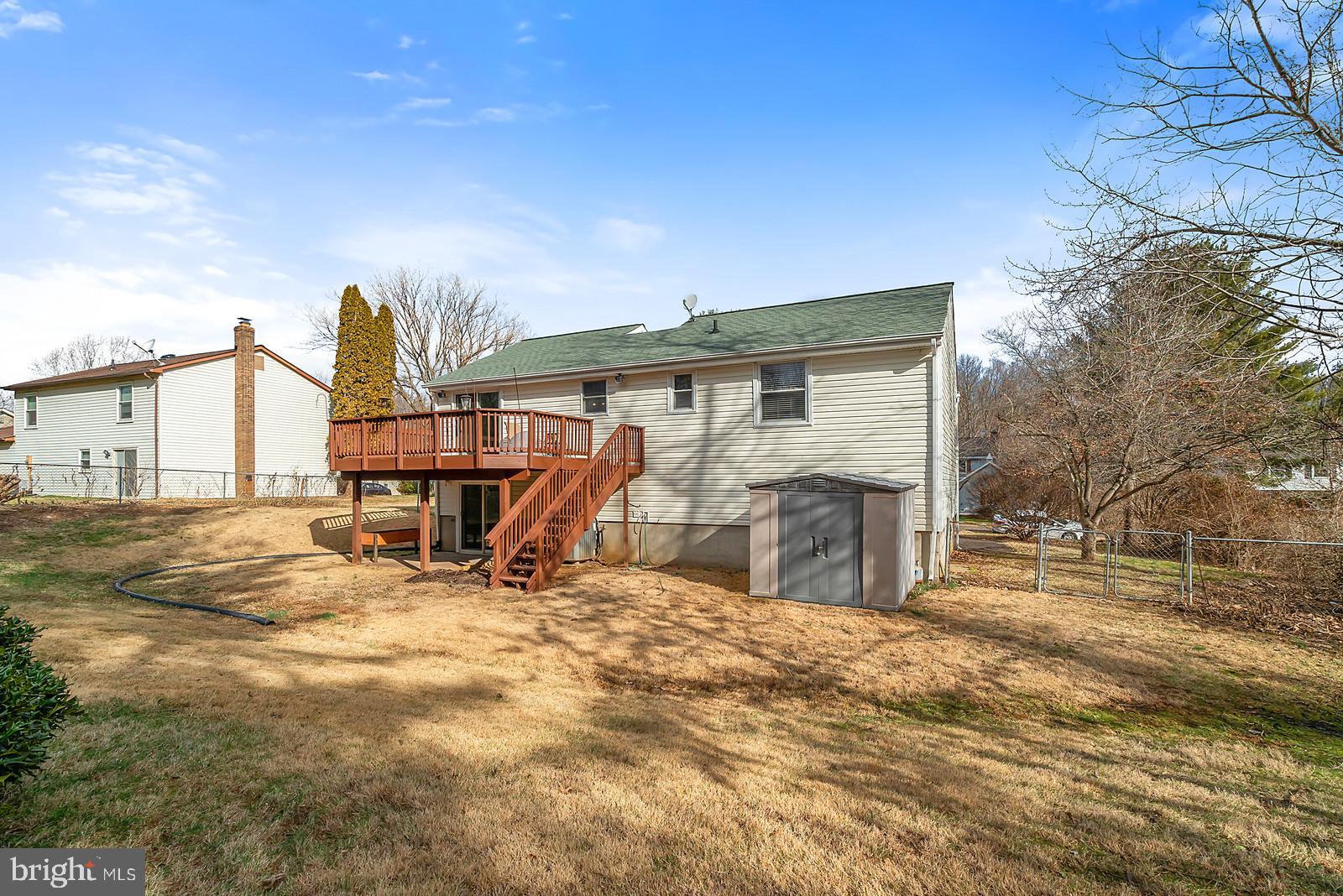 WARR LAKES - Residential