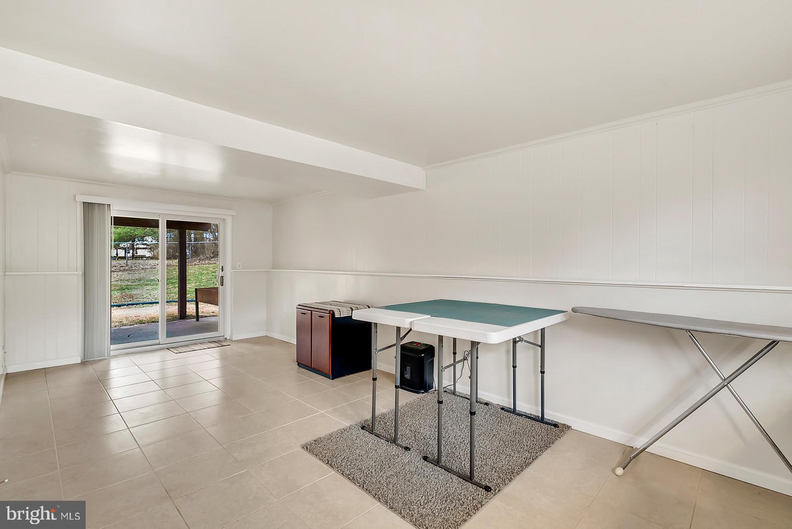 WARR LAKES - Residential