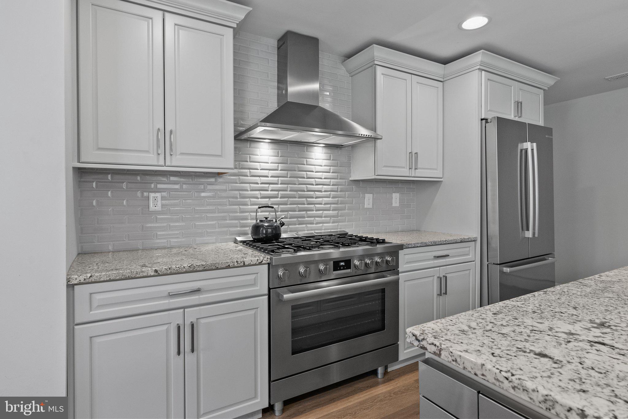 OAK RIDGE - Residential