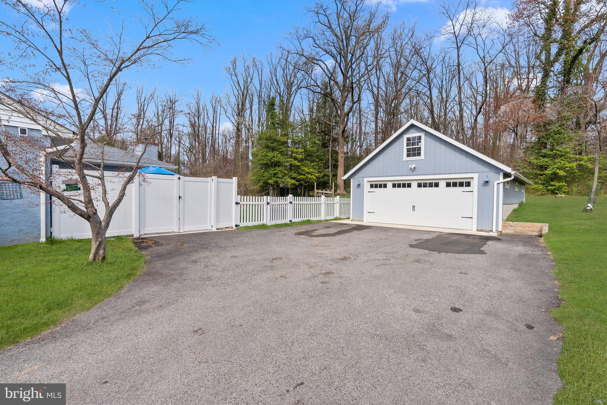 OAK RIDGE - Residential