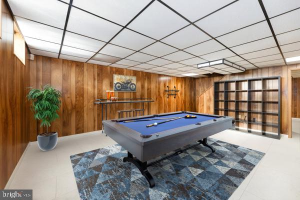 OLD FORT HILLS - Residential