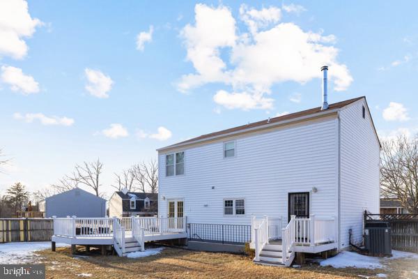 OLD FORT HILLS - Residential