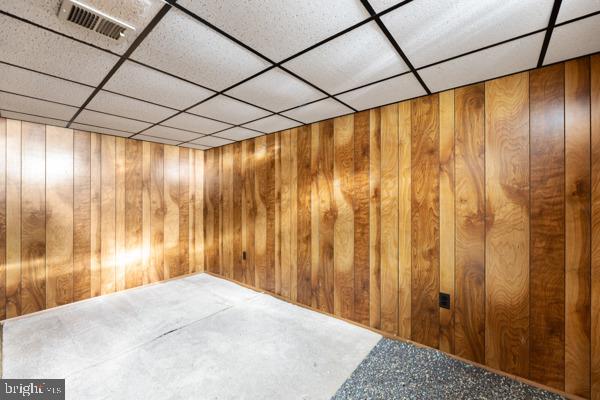 OLD FORT HILLS - Residential