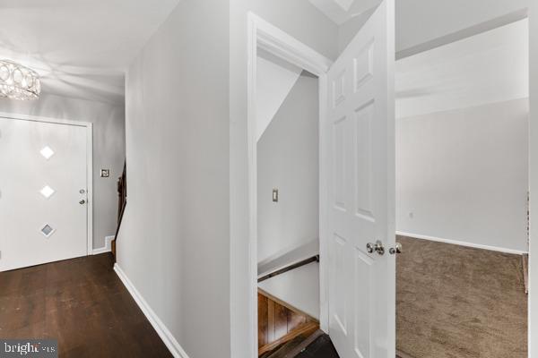 OLD FORT HILLS - Residential