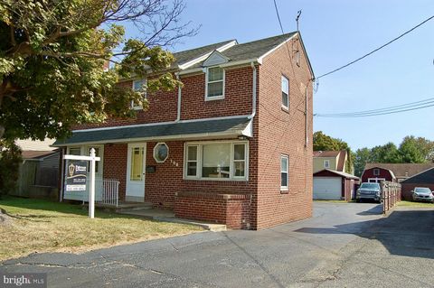 Photo of 108 S Dupont Road, WILMINGTON, DE 19805 (MLS # DENC2088150)
