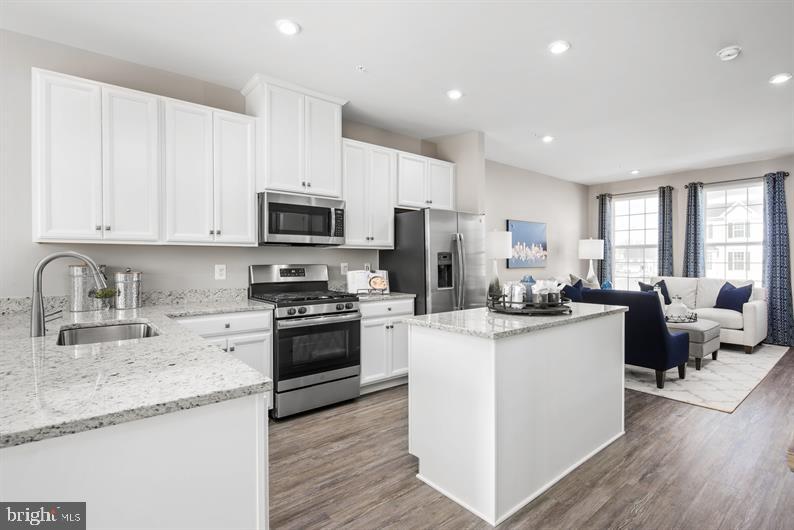FOUNDRY STATION - Residential
