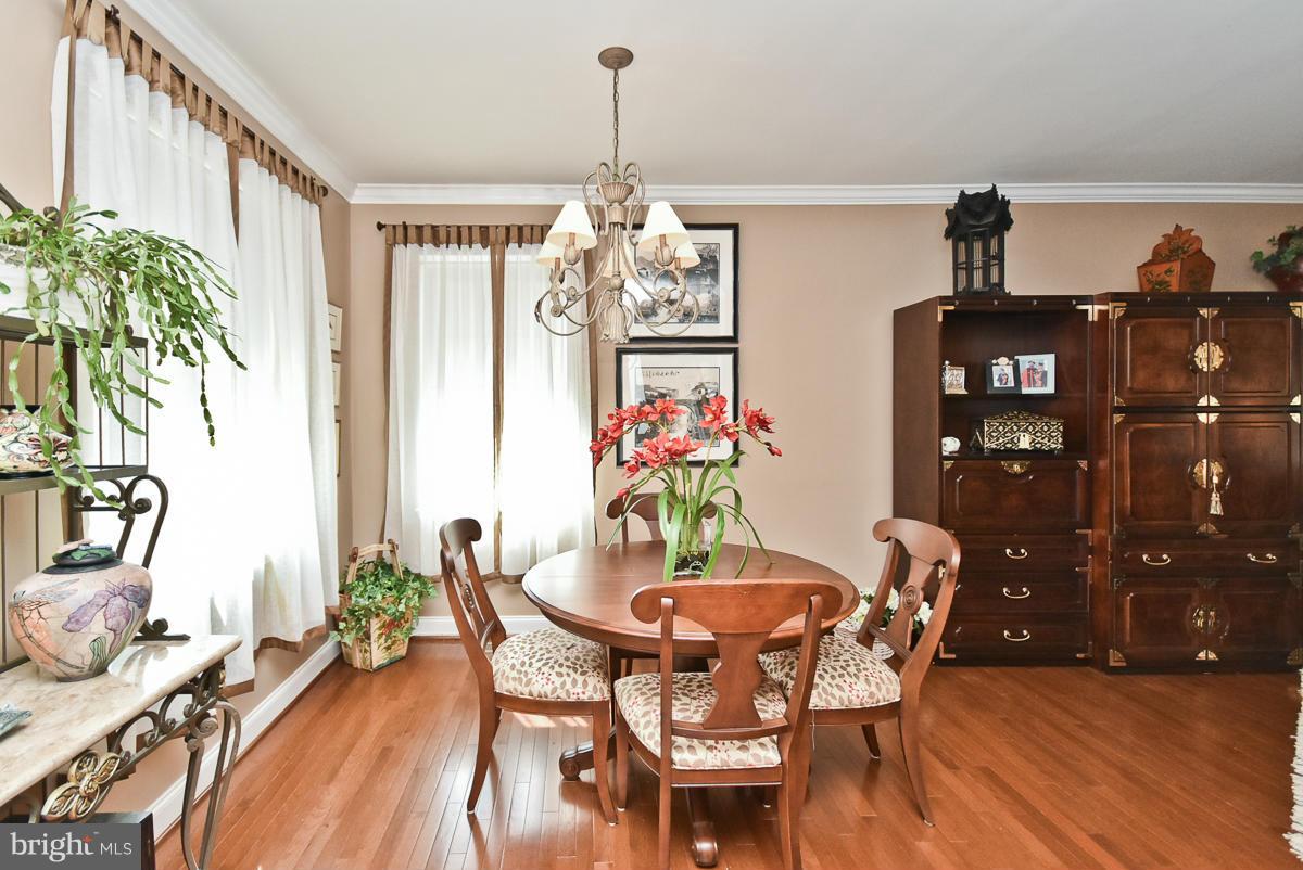 SETON HILL - Residential