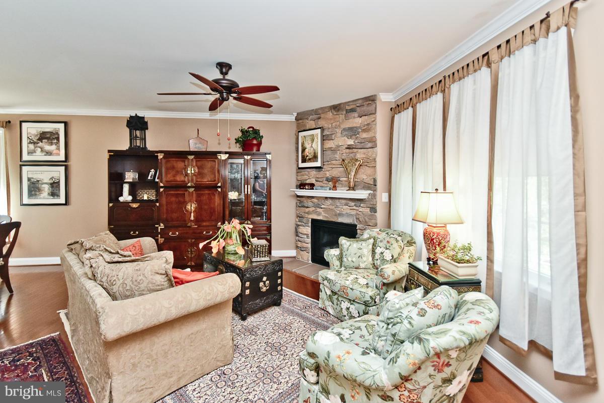 SETON HILL - Residential