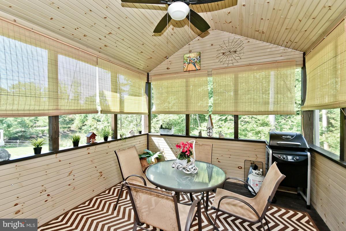 SETON HILL - Residential