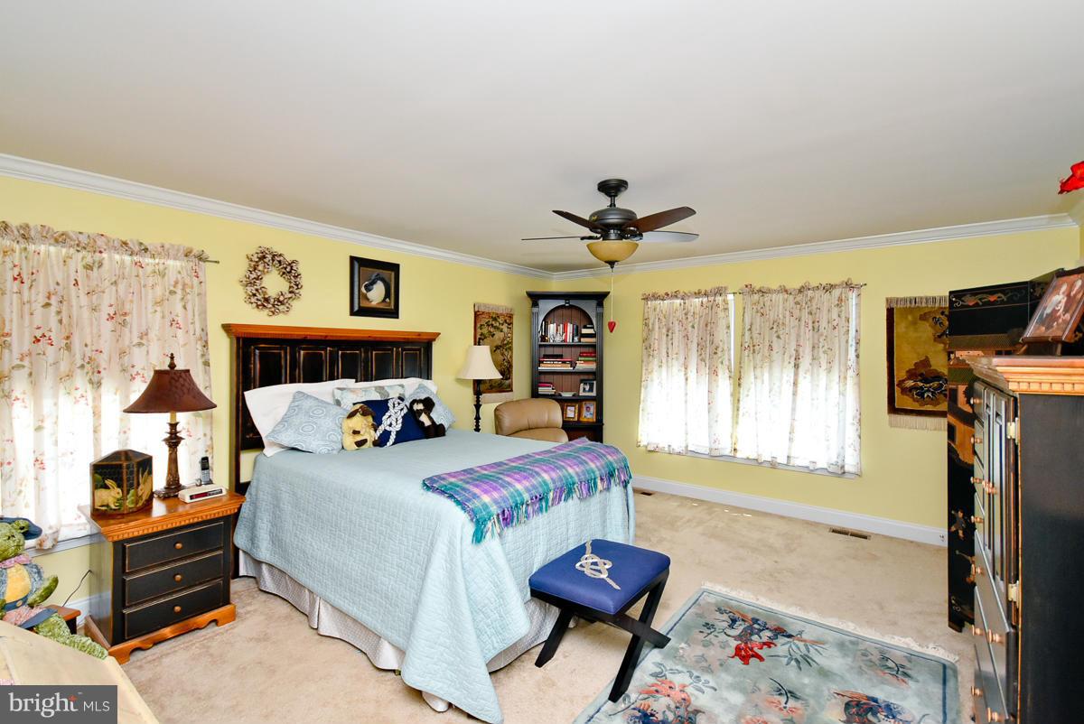 SETON HILL - Residential