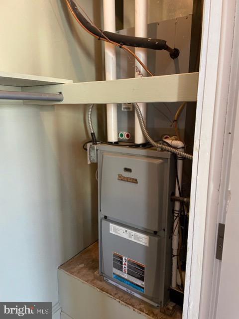 SHARSWOOD - Residential Lease