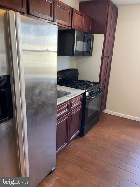 SHARSWOOD - Residential Lease