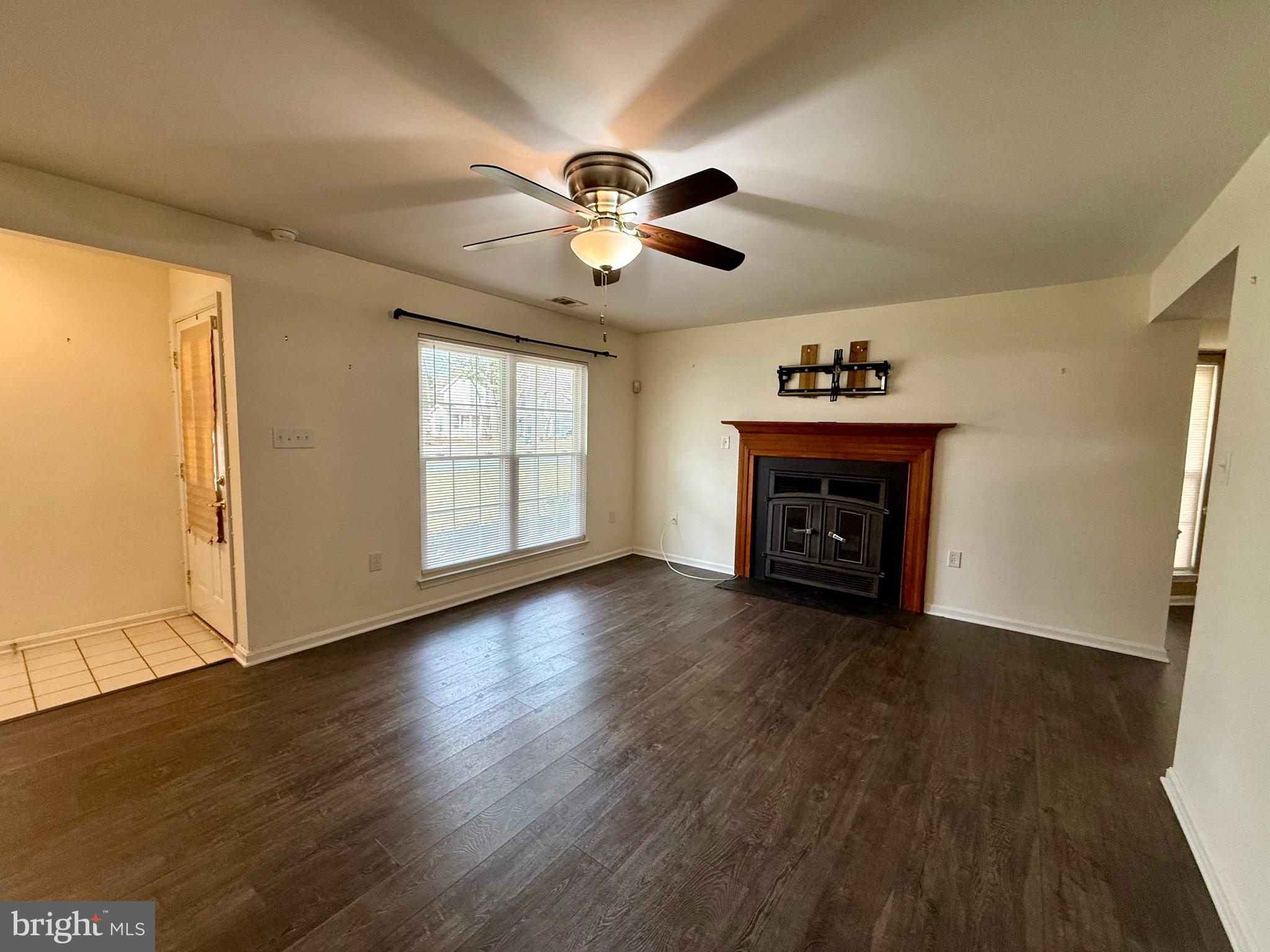 3643 SATINLEAF COURT