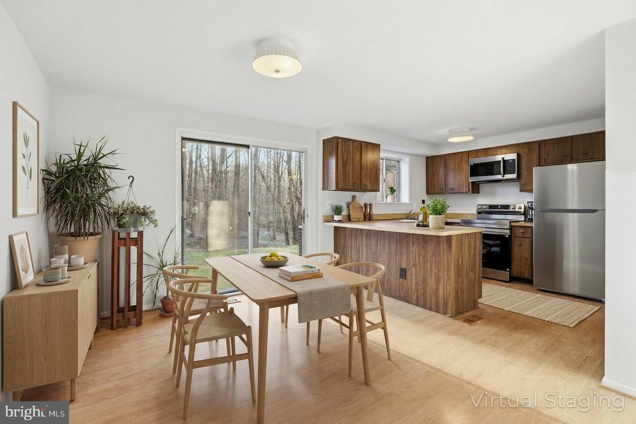 14415 PEBBLE HILL LANE